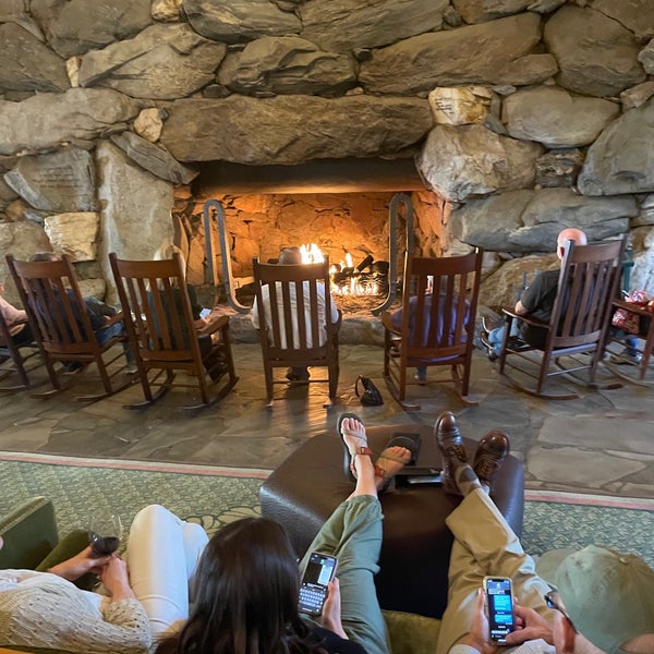 Photo taken at Great Hall Bar at The Grove Park Inn Resort &amp; Spa by Ivan K. on 3/16/2024