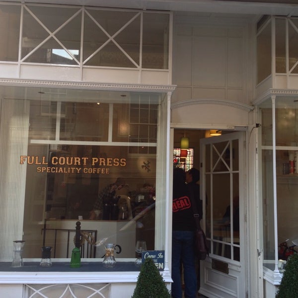 10/7/2013にWill L.がFull Court Press Specialty Coffeeで撮った写真