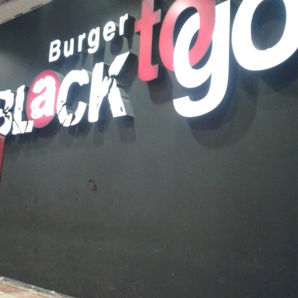 11/24/2013에 Victoria R.님이 Black Bar &#39;n&#39; Burger에서 찍은 사진