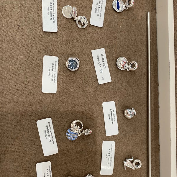 Photos At Pandora 心斎橋店 3番号 心斎橋筋2丁目