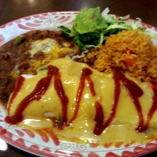 Foto tomada en Abuelo&#39;s Mexican Restaurant  por Russell W. el 1/7/2013