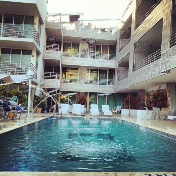 Foto tirada no(a) Z Ocean Hotel por Rei B. em 12/10/2012