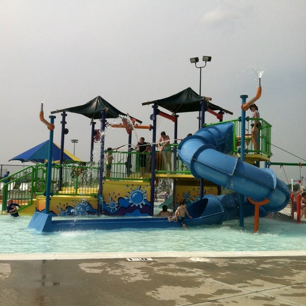 Tiffany Springs Aquatic Center Swimming Pool in Kansas City