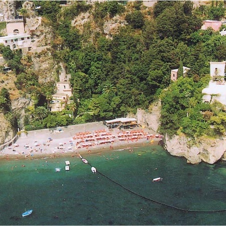 9/24/2013 tarihinde Bagni d&#39;Arienzo Beach Clubziyaretçi tarafından Bagni d&#39;Arienzo Beach Club'de çekilen fotoğraf