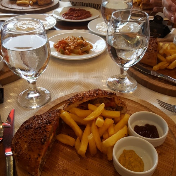 Photo taken at Zevahir Restoran by Erhan Z. on 8/17/2019