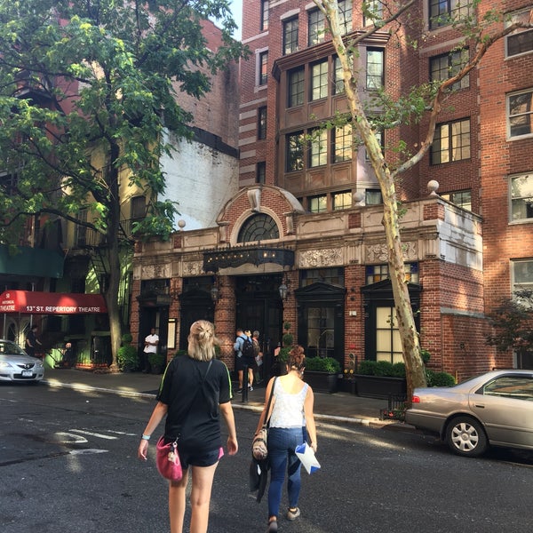 8/6/2016 tarihinde Pez C.ziyaretçi tarafından Walker Hotel Greenwich Village'de çekilen fotoğraf