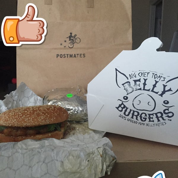 Foto tomada en Big Chef Tom’s Belly Burgers  por Shannon el 5/29/2015