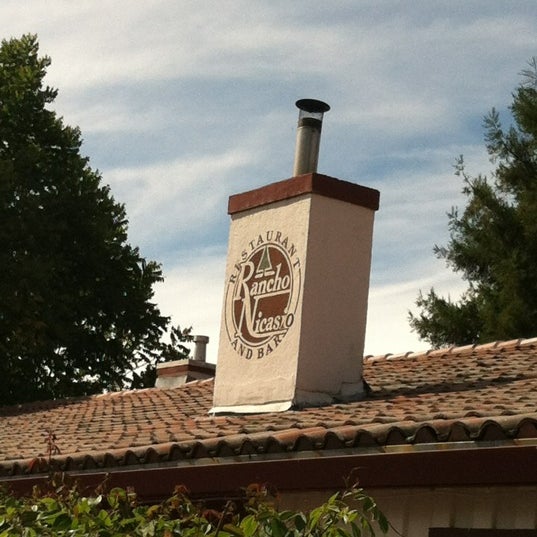 9/16/2012에 Marilyn L.님이 Rancho Nicasio Restaurant &amp; Bar에서 찍은 사진