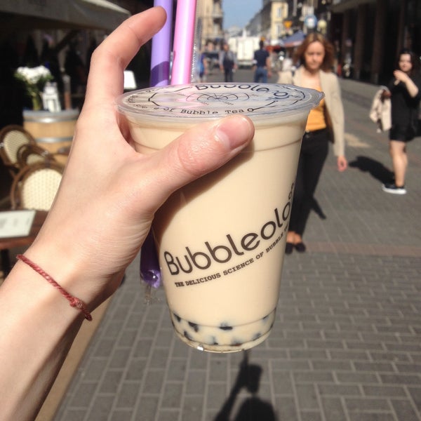 Not bad but not good. Nice design but definitely not best bubble tea in my life. Took almond based on milk and felt little powder taste and just a bit of black tapioca on bottom, sad.