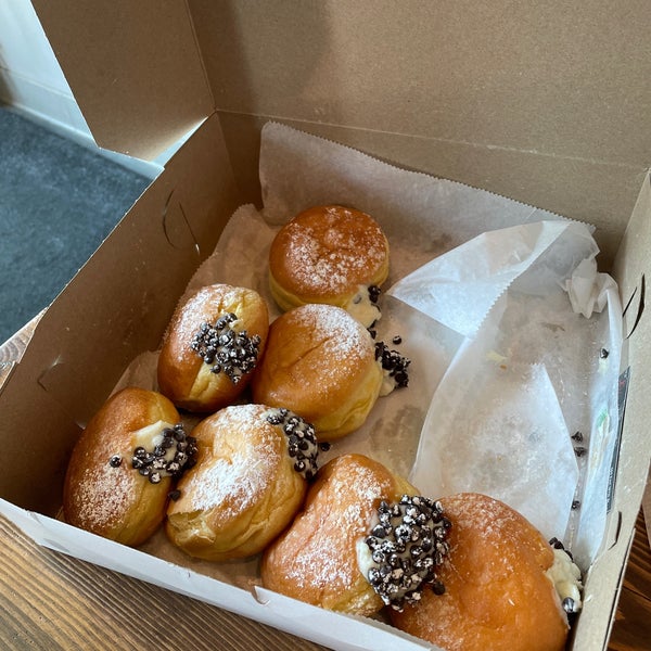 Gino's Pastry Shop Belmont Bronx, NY