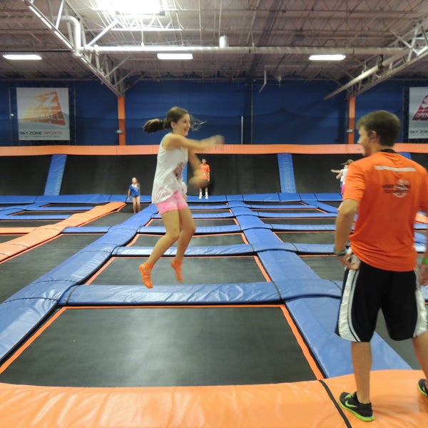 Sky Zone Basketball в Москве