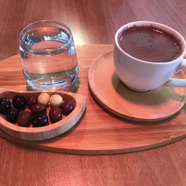 Foto diambil di Cafe Cocoa oleh Çiğdem 🌹 G. pada 2/21/2020