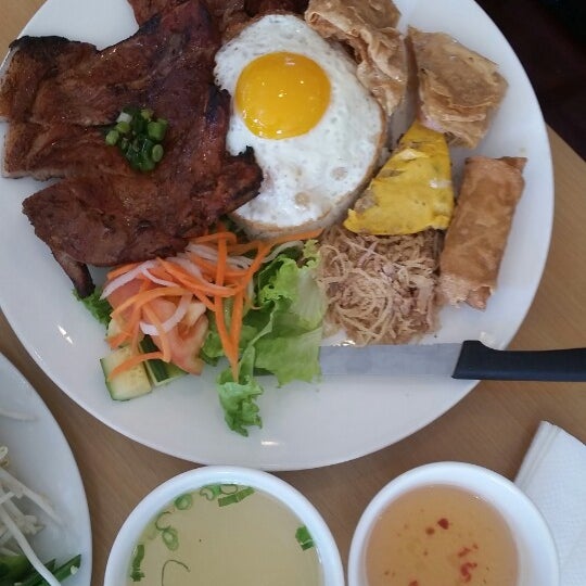 Photo taken at Bon Mua Restaurant by Thu N. on 4/12/2015