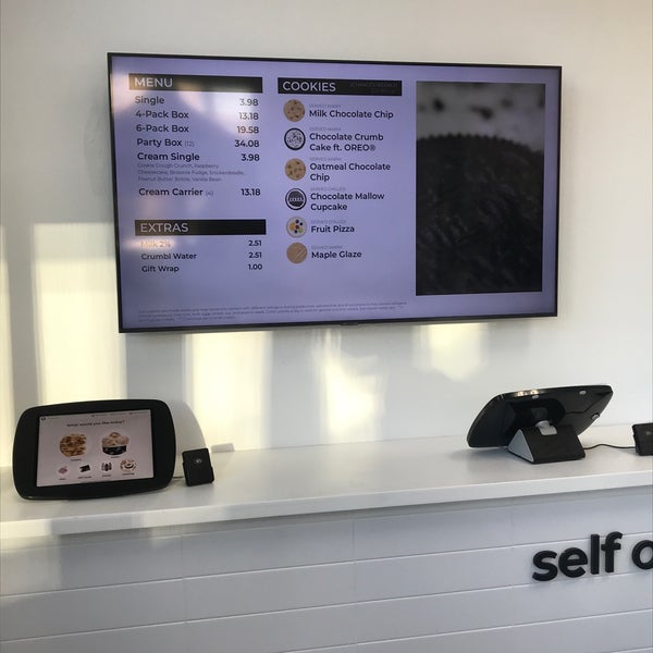 Crumbl Cookies Bakery in Edina