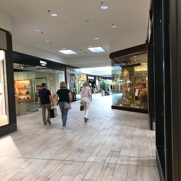 Das Foto wurde bei Galleria Shopping Center von Joan F. am 5/20/2023 aufgenommen