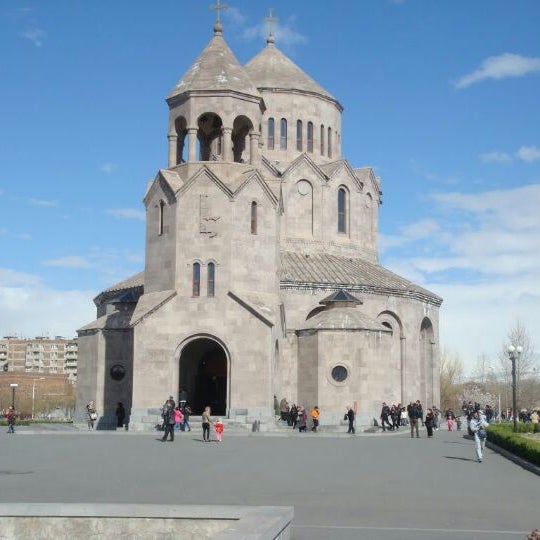 Holy Trinity Church | Սուրբ Երրորդություն եկեղեցի