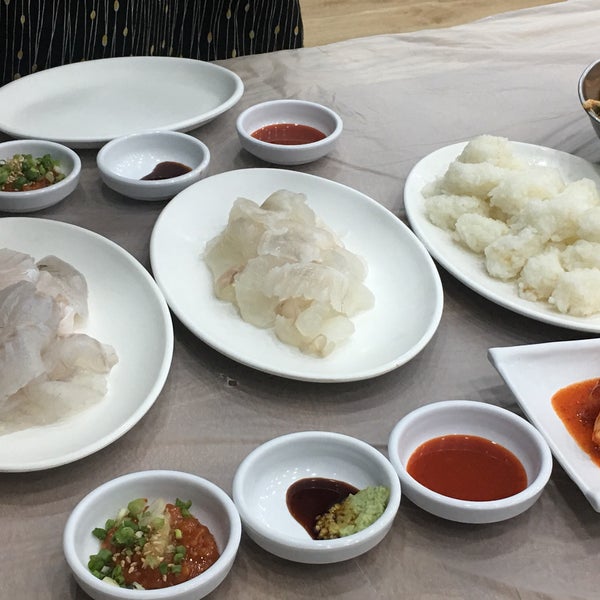 삼삼횟집 - 민락동 - 수영구 광안해변로 278에서의 사진