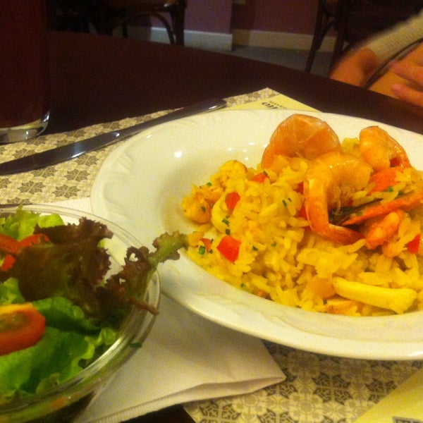 7/13/2014 tarihinde Ana Paula K.ziyaretçi tarafından Bendito Café e Restaurante'de çekilen fotoğraf