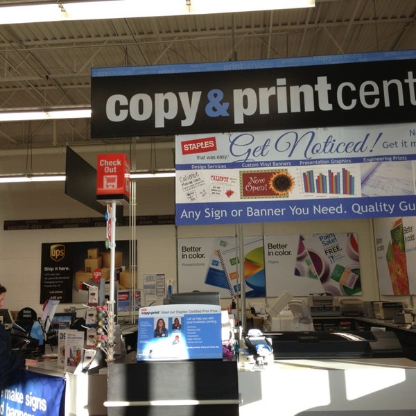 Staples 4214 West Wendover Ave