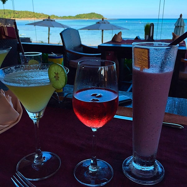 She she bar. Сохо батуми. She moscow ресторан. She she bar. She she bar.