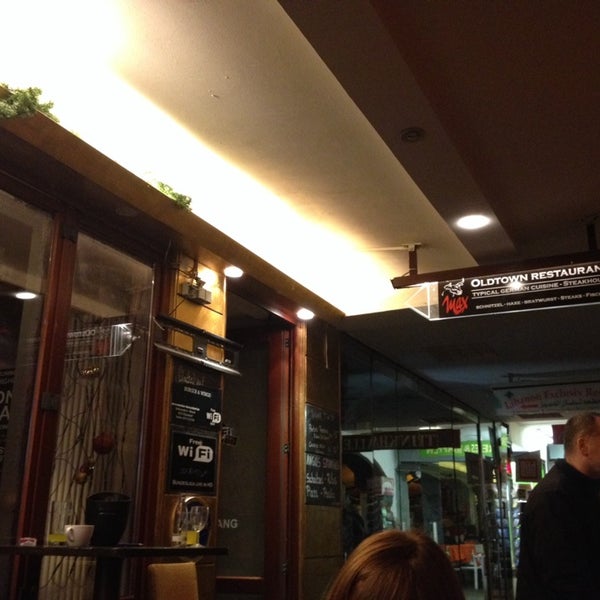 Max Bar Altstadt 14 Tips