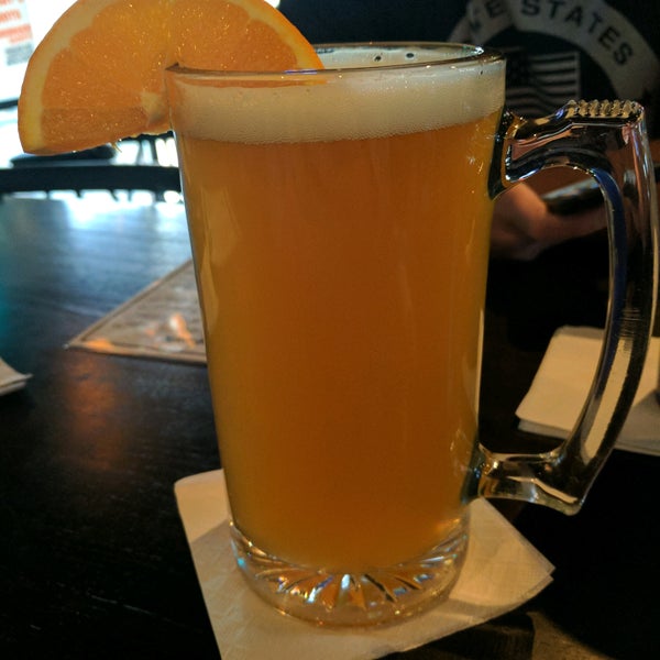 Caddy's Sports Bar and Grill Sports Bar in Bettendorf