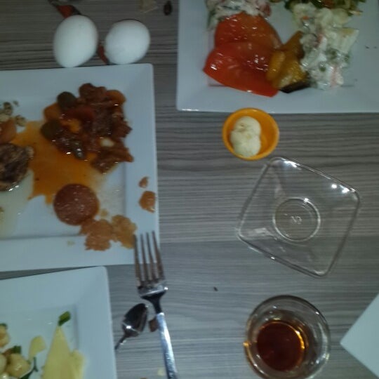 Foto diambil di Kanatcı Aga Restoran oleh .... .. pada 1/19/2014