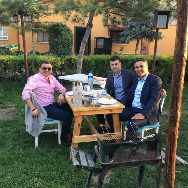 4/6/2018 tarihinde Murat E.ziyaretçi tarafından Balıklı Bahçe Et ve Balık Restoranı'de çekilen fotoğraf