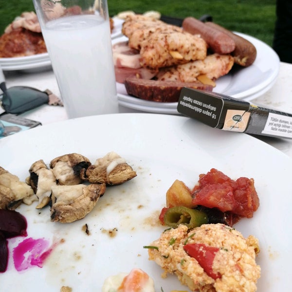 Dereboyu Et &amp; Mangal Korutürk Mah. Havuzbaşı Sok. no 4�da fotoğraflar