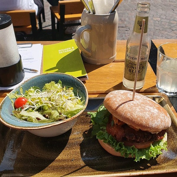 Hans Im Gluck Burgergrill Burger Joint In Heidelberg