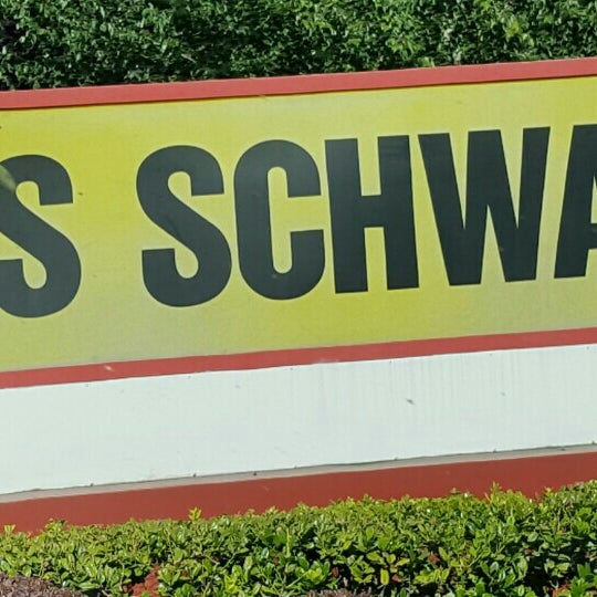 Les Schwab Tire Center Northeast Hillsboro 5 tips from 247 visitors