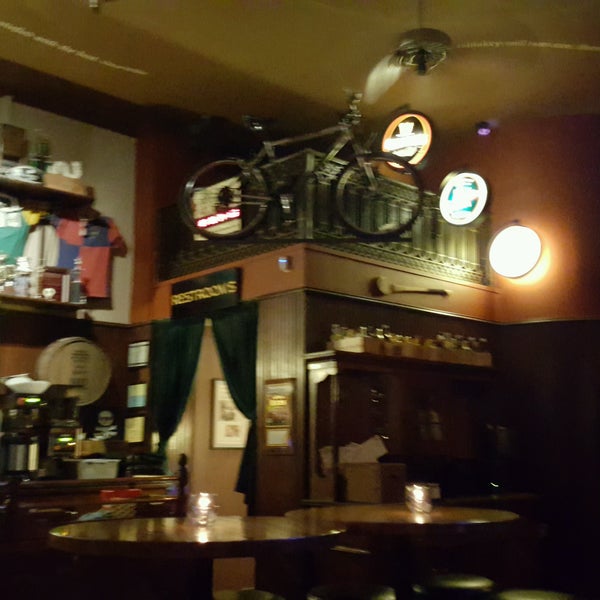 9/11/2016에 Gillian W.님이 Paddy&#39;s Bar &amp; Grill에서 찍은 사진