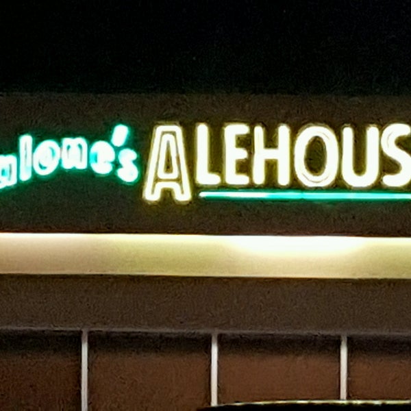 1/7/2017にGillian W.がMalone&#39;s Ale Houseで撮った写真