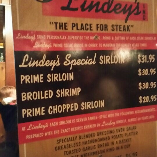 Снимок сделан в Lindey&#39;s Prime Steak House пользователем Steve J. 1/3/2016