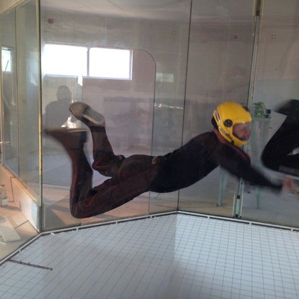 Photo taken at Skyward Indoor Skydiving by Leia Timea N. on 10/28/2013