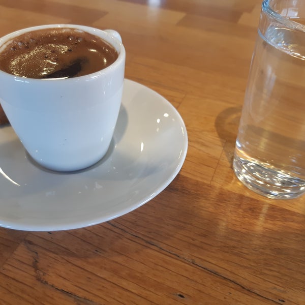 2/19/2019 tarihinde 23 👑Emrah .ziyaretçi tarafından Lochka Cafe &amp; Restaurant'de çekilen fotoğraf
