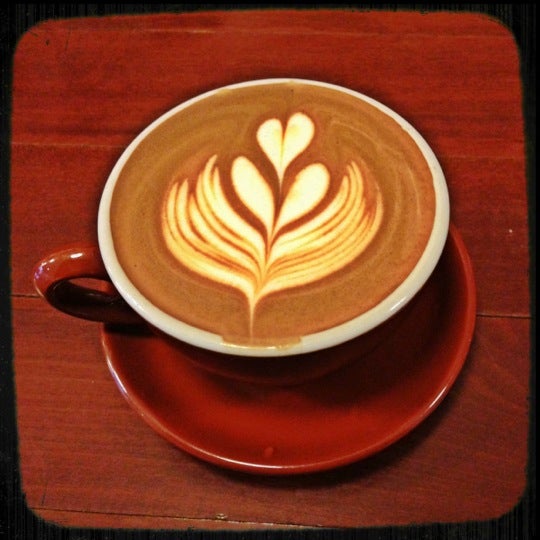 รูปภาพถ่ายที่ Neptune Coffee โดย Jeff L. เมื่อ 11/16/2012