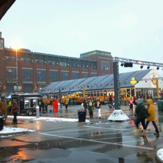Johnsonville Tailgate Village Lambeau Field 7 tips