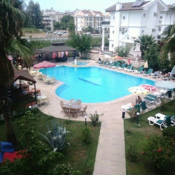 8/8/2015에 Melih Ç.님이 Bezay Hotel에서 찍은 사진