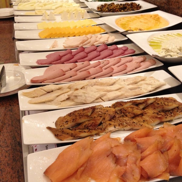 Photo taken at Mosaic Mediterranean Restaurant by The Pink Tarha T. on 6/28/2014