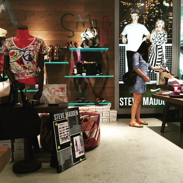 Steve madden hot sale factory