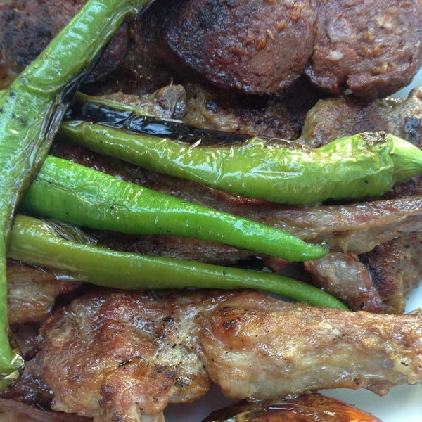 Çatalca Mangal Dünyası Restaurant in İzzettin