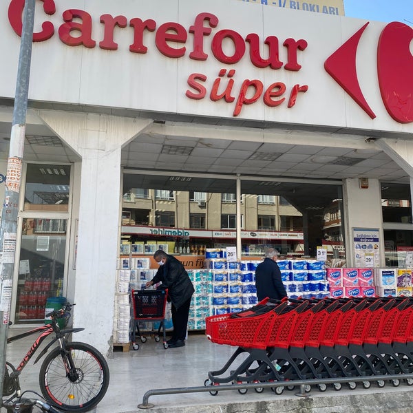 photos at carrefoursa super supermarket in mersin