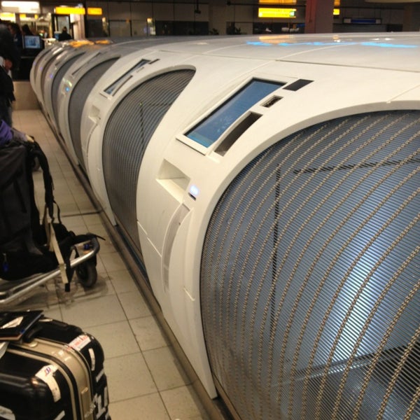 entiteit Invloed rand KLM Self-Service Baggage Drop-off - Schiphol, Noord-Holland