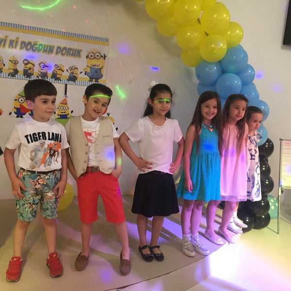 5/23/2015에 Gamze Bahadır Naz U.님이 Stüdyo Ekrem Çocuk에서 찍은 사진