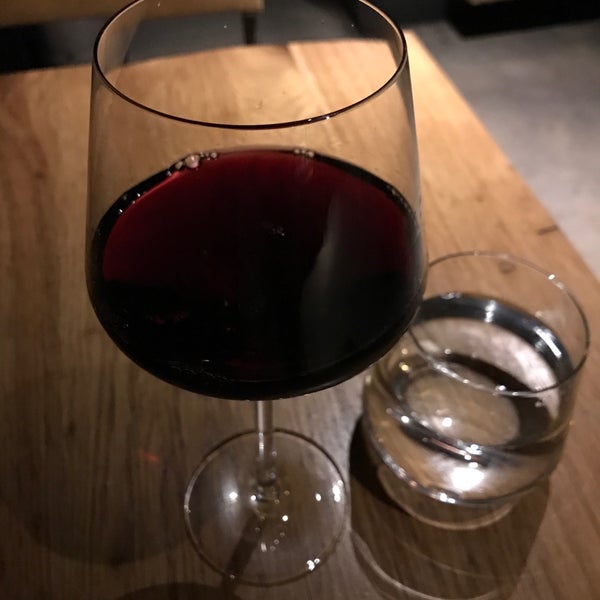 3/3/2017にAya Z.がENO Wine Barで撮った写真