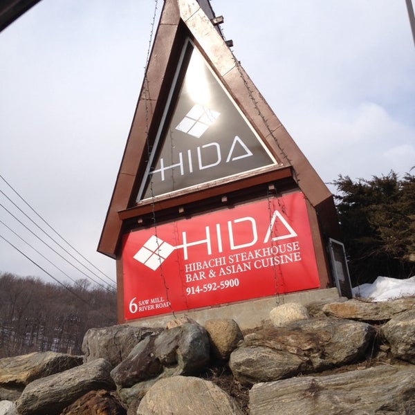 Photo taken at Hida Japanese Restaurant by Prima V. on 2/28/2014