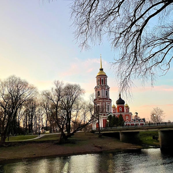 Храм на набережной Курган