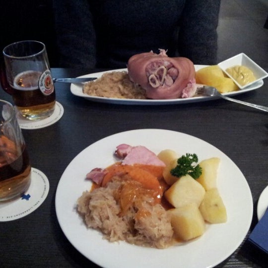 Снимок сделан в DDR-Restaurant Domklause пользователем Javier d. 11/2/2012