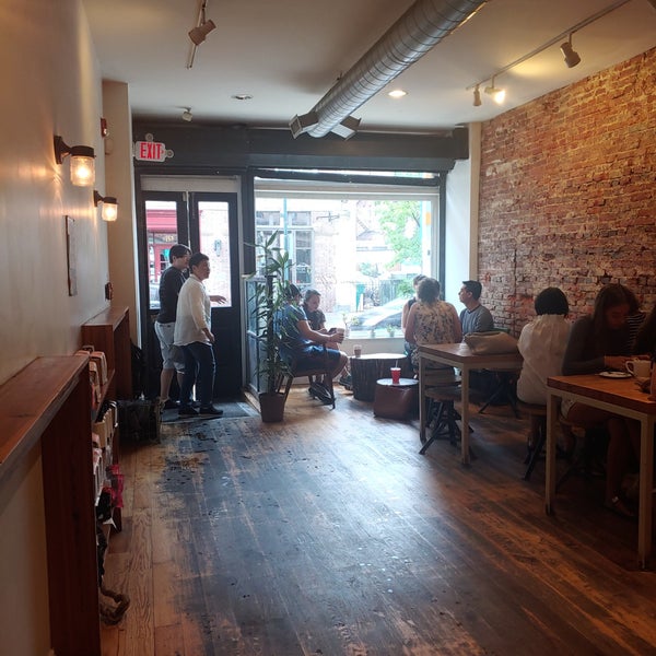 9/2/2019 tarihinde Kim B.ziyaretçi tarafından Menagerie Coffee'de çekilen fotoğraf